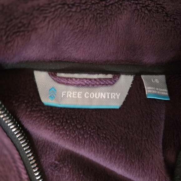 Free country shell jacket with hood - Picture 2 of 4